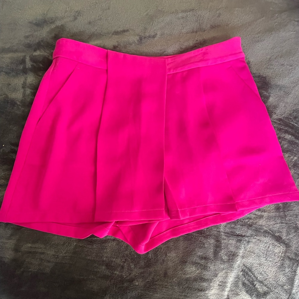 Banana Republic Skort, size 8, fuschia